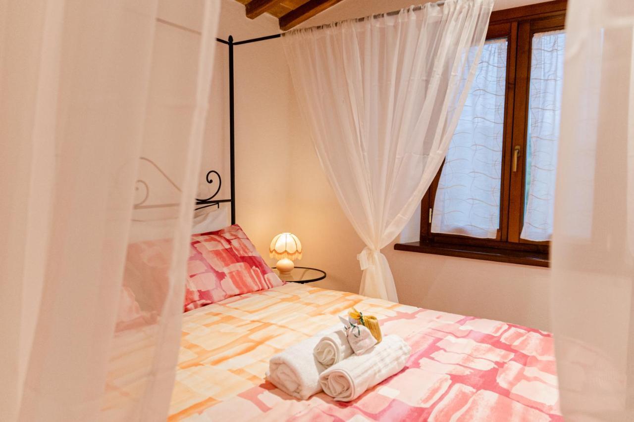 B&B Casa Del Pietro Pieve San Giovanni Buitenkant foto